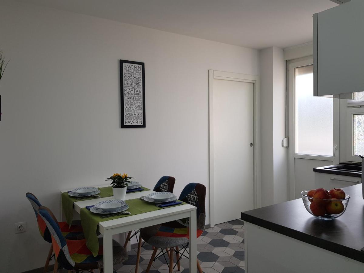 קארלובץ Apartman Anja מראה חיצוני תמונה